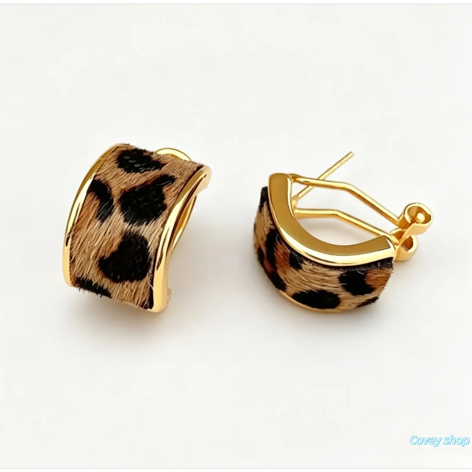 Women’s Leopard Print Faux Fur C-Hoop Earrings, Gold Trim Geometric Ear Jewelry, Trendy Statement Accessories for Daily Outfits, Dating Gatherings & Party Occasions