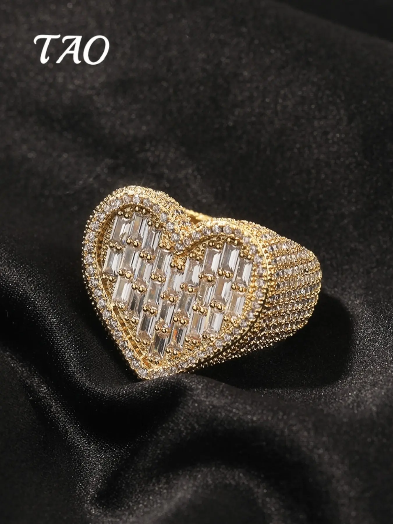 TAO-Creative Heart Ring, Multiple Colors, Luxurious Zircon, Hip Hop Style, Unisex, Perfect Gift for Birthday, Anniversary, Surprise