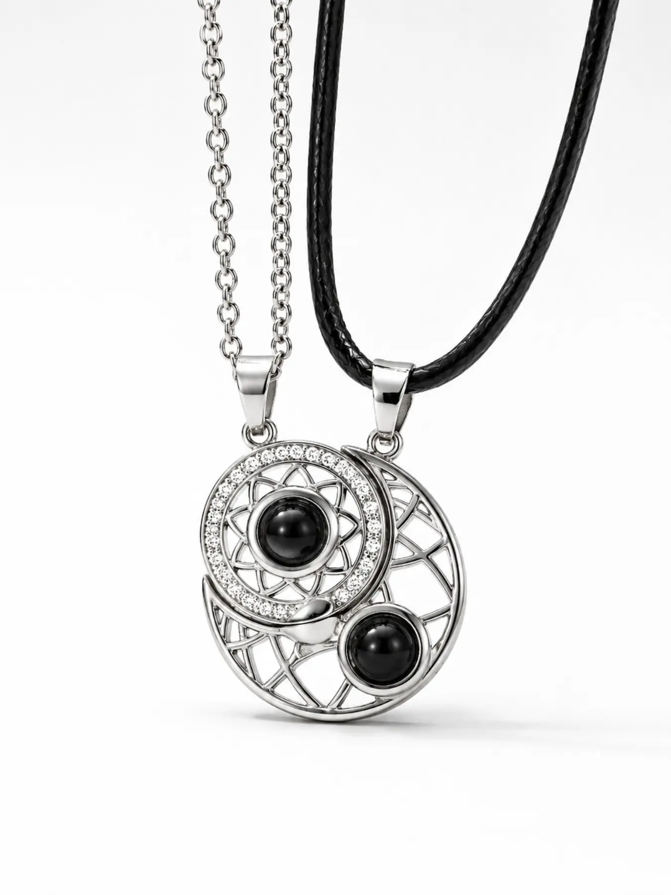 Magnetic Sun and Moon Couple Necklace Set, 2-Piece Matching Silver-Tone Pendant Necklace for Couples, Romantic Gift Jewelry
