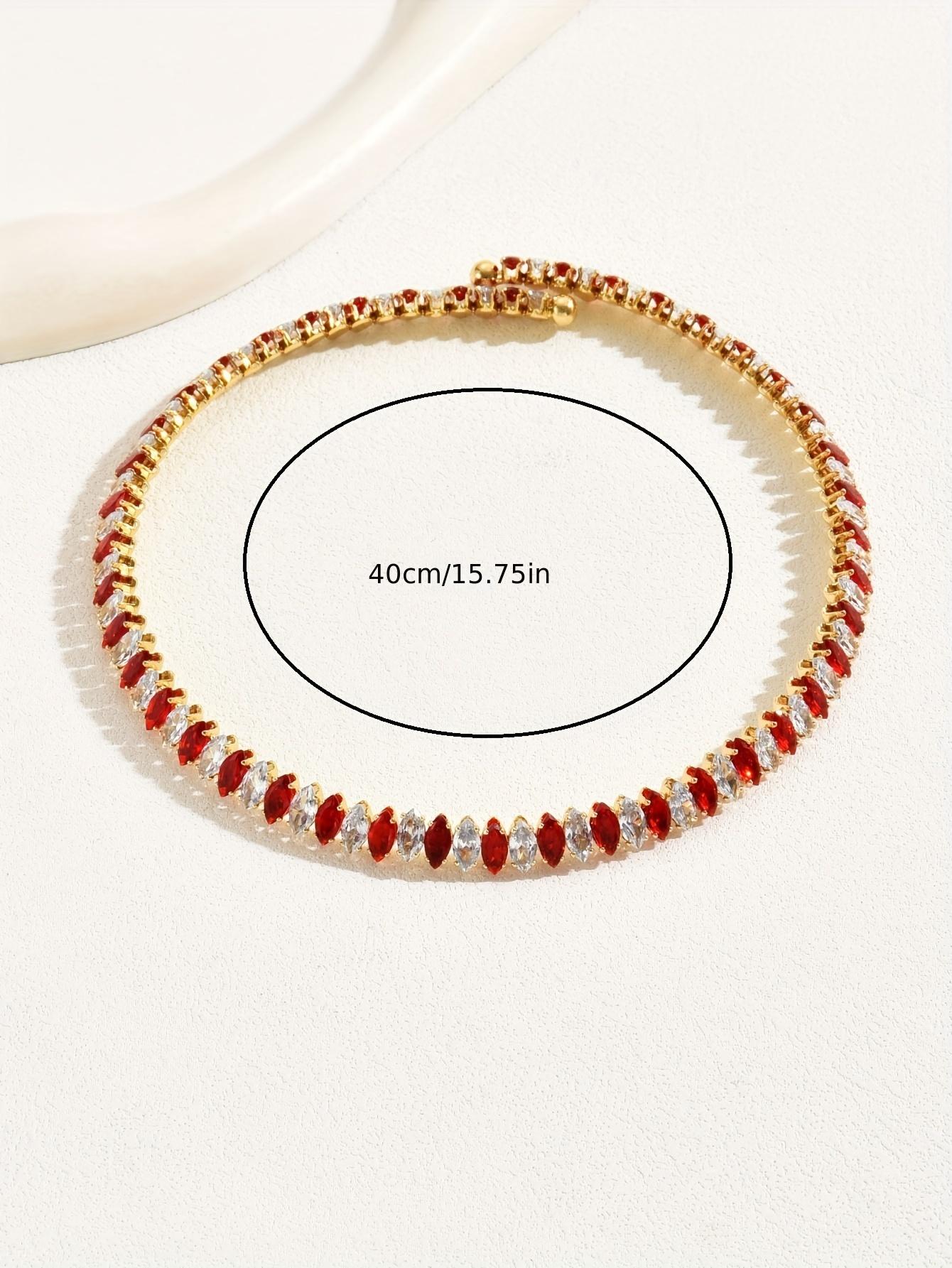 Women's Interlocking Rings Necklace - Features a luxurious copper chain with a transparent synthetic zirconia effect, paired with gold interlocking rings, suitable for weddings/parties/daily wear, comfortable and durable women's jewelry cross men's link