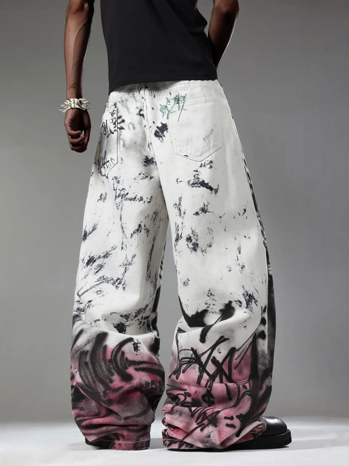 Men's Graffiti Print Loose Baggy Jeans, Hip-Hop Fashion Wide Leg Pants, Comfortable Daily Wear, Street Style, All Seasons, Multiple Sizes Available