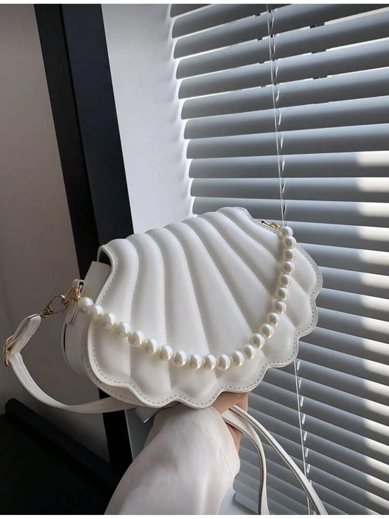 Elegant Shell Shaped Faux Pearl Decorated Women's Handbag Crossbody Bag Party Wedding Dinner Prom Clutch Bag Suitable for Bridal Formal Evening Dresses Birthday Outfits Seashell Purse