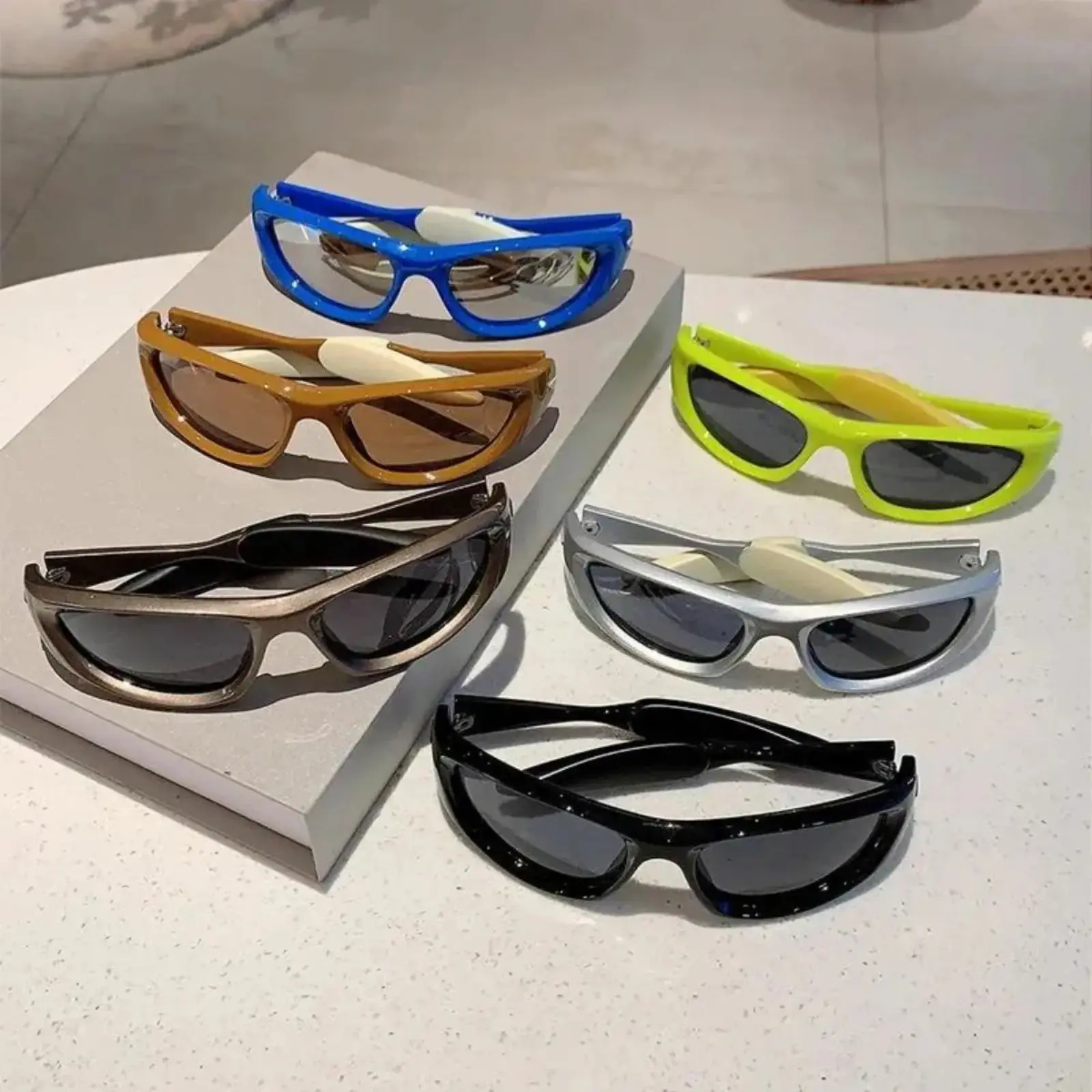 Y2K Futuristic Wraparound Outdoor Sports Sunglasses, Men's Rimless Small Shield Shades With Polycarbonate Metal Frame, UV400 Protection Lightweight Retro Glasses For Cycling And Festivals tiktokshopbacktoschool