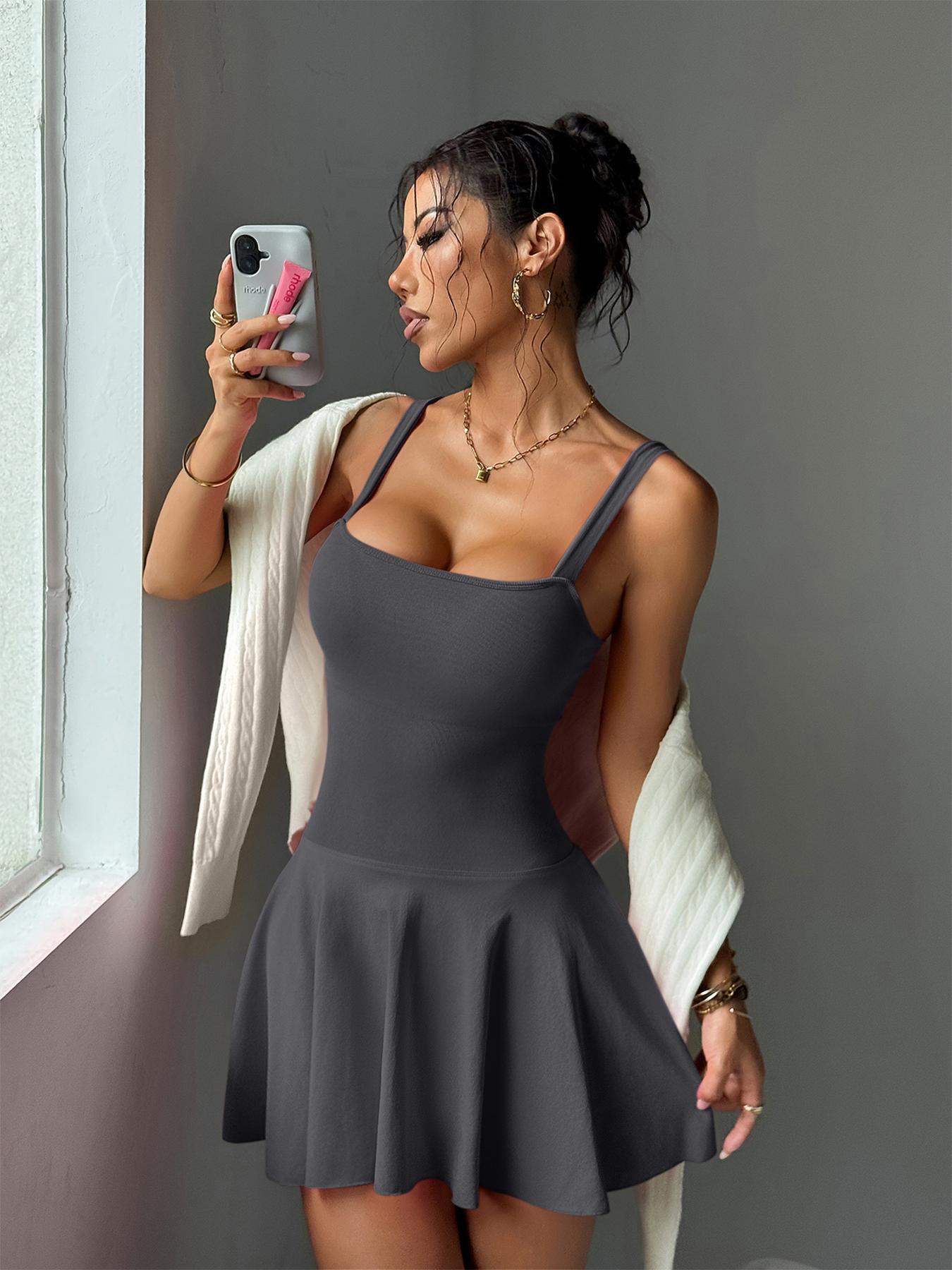 Women's Solid Square Neck Sports Tank Dress, Casual Sporty Sleeveless Bodycon Dress for Yoga Gym Workout Running, Ladies Sportswear for All Seasons, Activewear, Exercise Dress, Sleeveless Athletic Dress