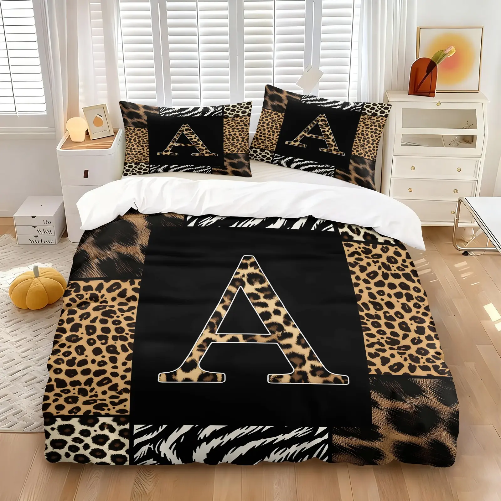 Bold Mixed Zebra Leopard Monogram Duvet Cover Set, 1 Duvet Cover + 2 Pillowcases, Leopard Print Letter A Black Background Bedding Set, Modern Luxury Street Bedroom Decoration, Gift for Personalized Fashion Enthusiast