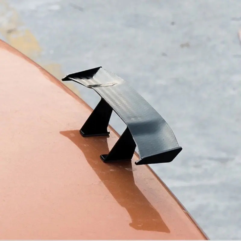 Car Mini Rear Spoiler Sticker, Carbon Fiber Texture, Small Tail Wing, Non-Damaging Installation, Upgrade Your Car Aesthetics!