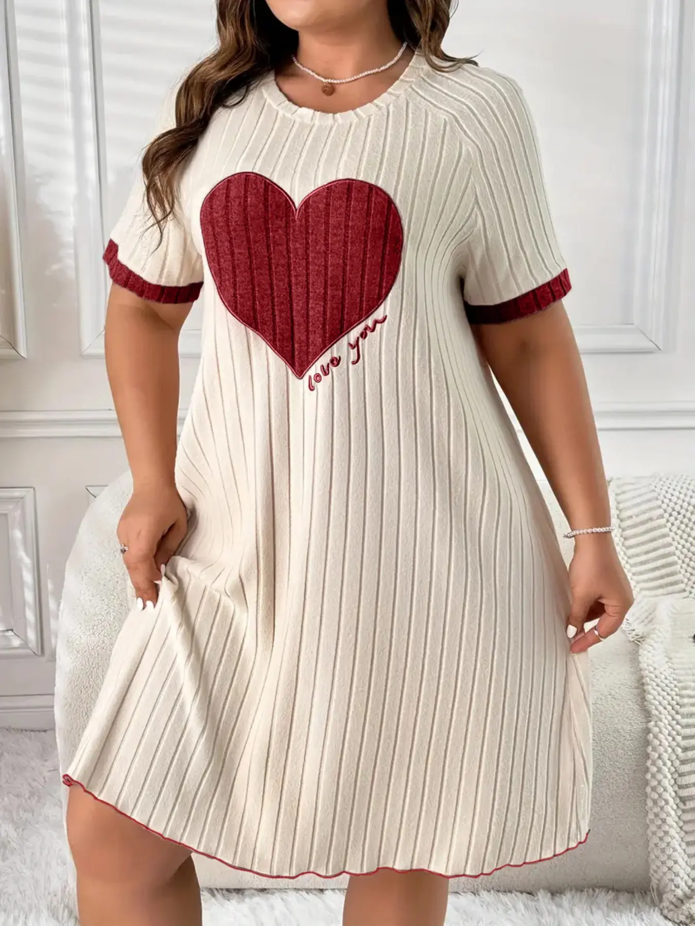 Plus Size Women's Knitted Ribbed Heart Dress, Round Neck Short Sleeve, Loose Fit, Embroidery Pattern, Ideal for Home and Walking