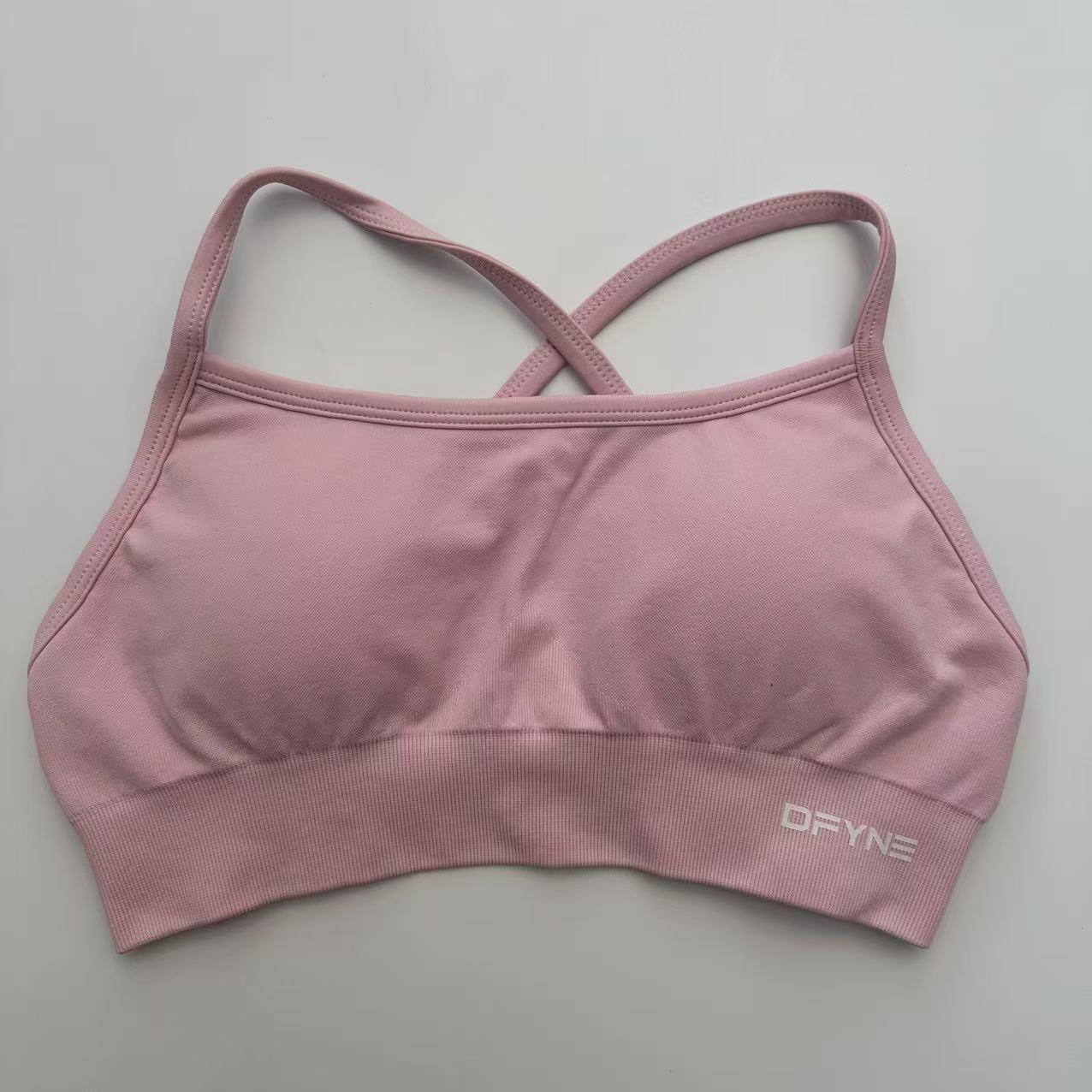 DFYNE Women's Sports Bra, Short-Sleeve Fitness Top, Elastic and Breathable, Sports and Fitness Top