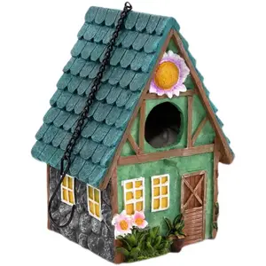 Retro creative birdhouse birdcage, made of resin, a magnificent birdhouse, highly suitable for outdoor use in garden or rural environments. It can be used as a bird habitat or for decorating the garden trees. 3 options available.