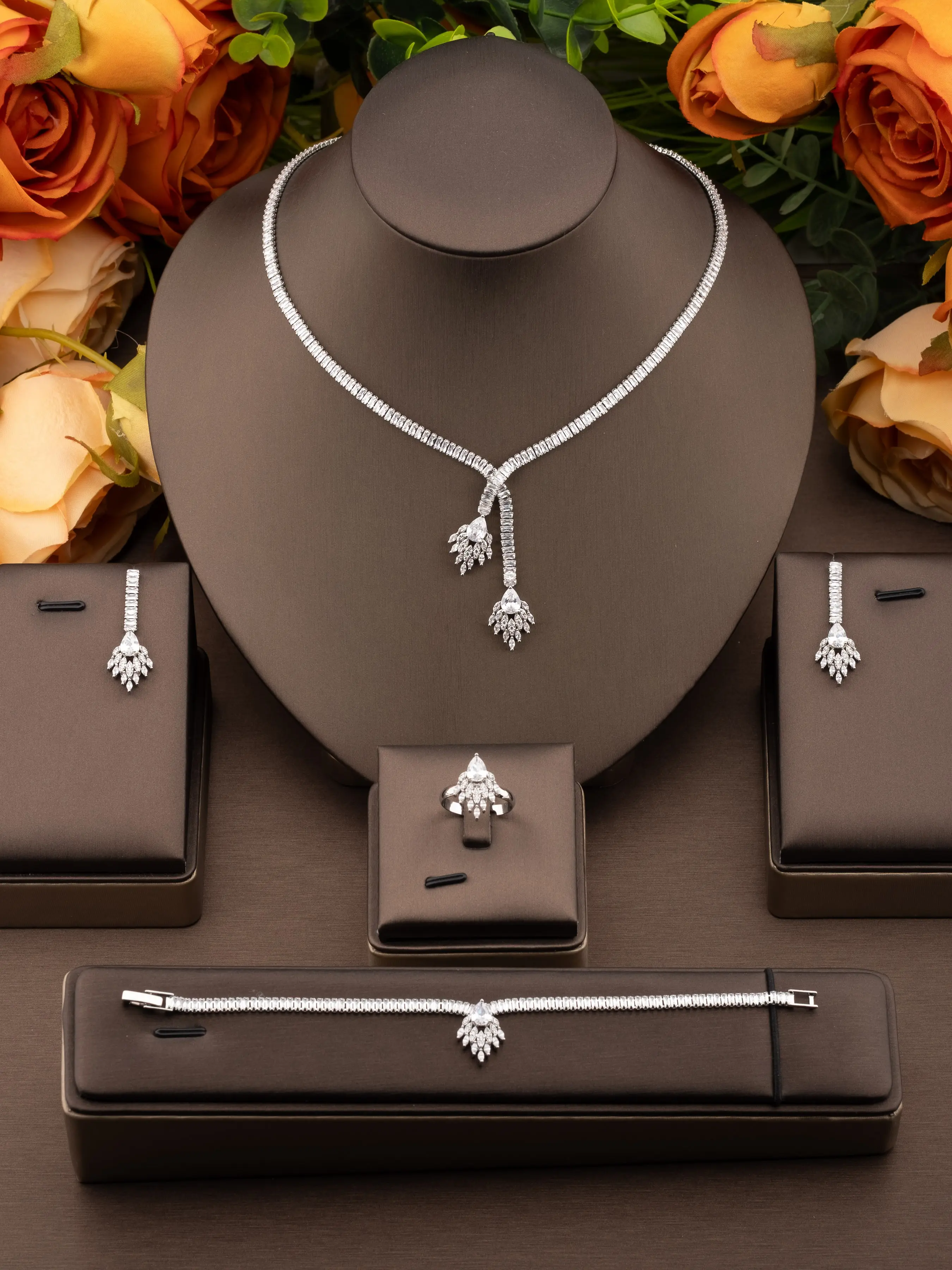 Luxurious Elegant Cubic Zirconia Jewelry Set for Women, Wedding Party Accessories, Includes Earrings Necklace Bracelet Ring, No Gift Box