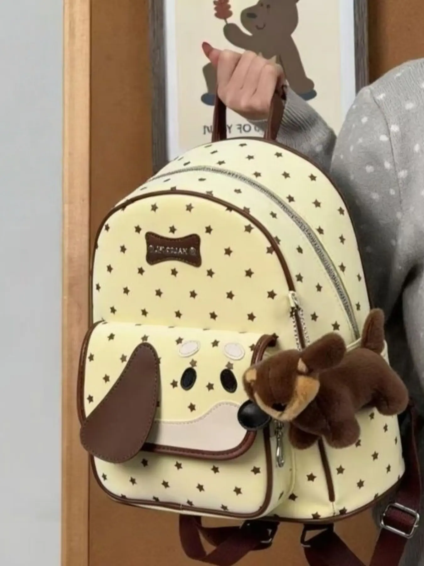Cute Cartoon Dog Backpack, Fashionable Trendy Simple High-End Handheld Dual Shoulder Bag, Stylish and Practical Schoolbag