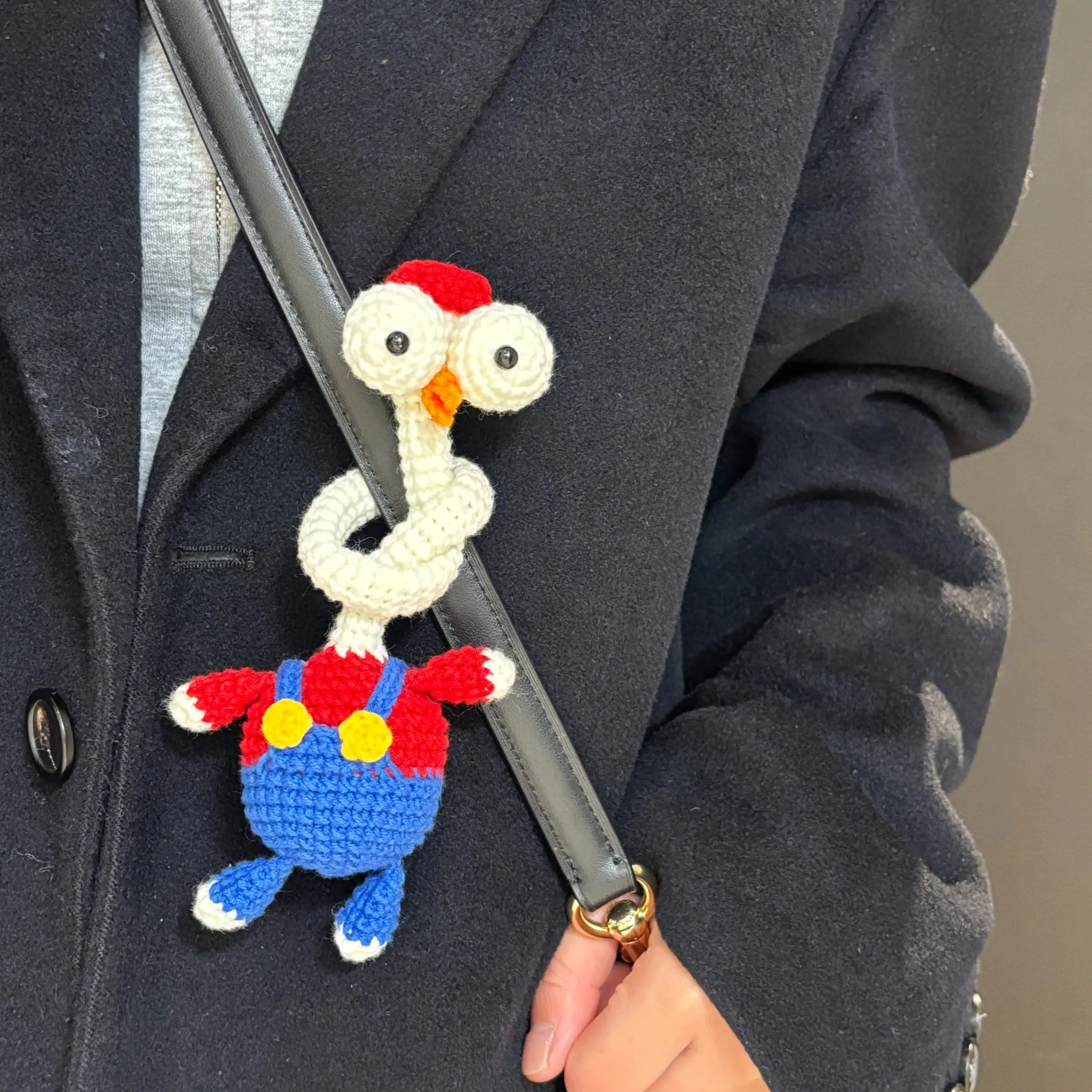 Handmade Crochet Chicken Pendant, Funny Chick Bag Charm, Creative Home Decor, Novelty Toy, Stress Relief Knitted Doll, Gift for Family and Friends
