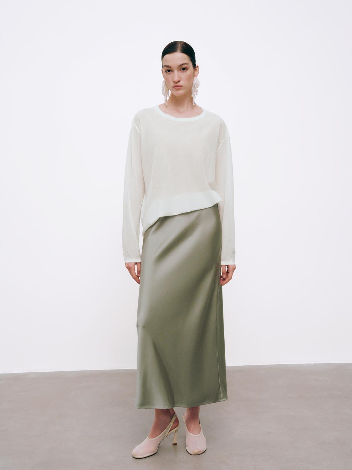 URBAN REVIVO 2026 Summer Women's Casual Design Sequined Loose Round Neck Knit Top UWH960036