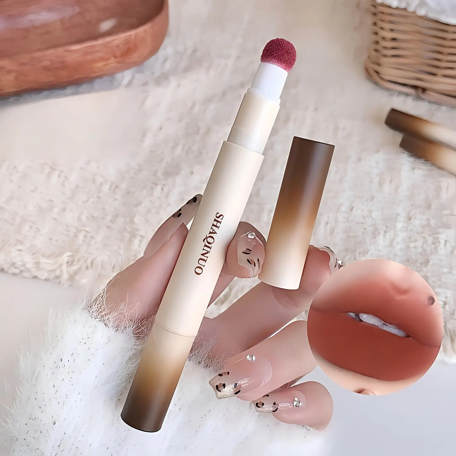 1Pc, Fleece Mist Lip Powder, Matte Matte Surface, Full Color, Long-lasting Makeup, Easy To Color and Easy To Apply Makeup, Create A Natural Soft Mist Lip Makeup, Mother's Day, Christmas, Thanksgiving Holiday Gift