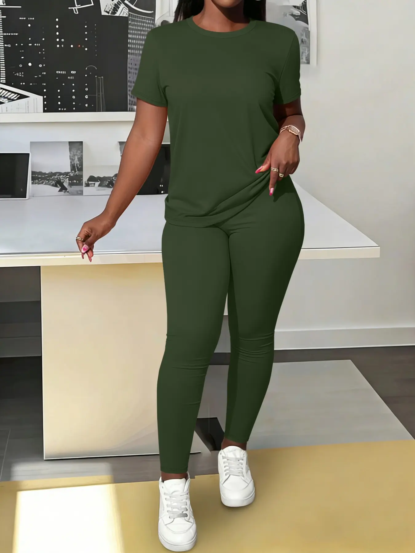 Women's Solid Color Tee & Skinny Pants Two-piece Set, Casual Round Neck Short Sleeve T-shirt & Trousers for Spring & Fall, Ladies Clothes for Daily Wear