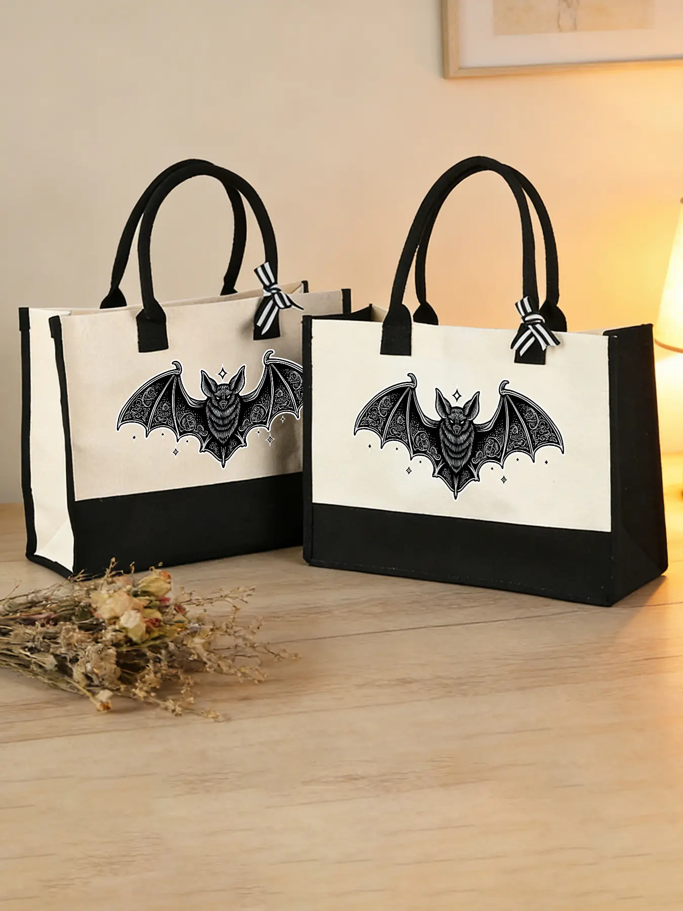Bat Pattern Handbags, Tote Bags, Shoulder Bags, Hand‑held Shopping Bags and Makeup Bags. Trendy Fashion Items Perfect for Daily Shopping and Commuting, and Ideal Gifts.
