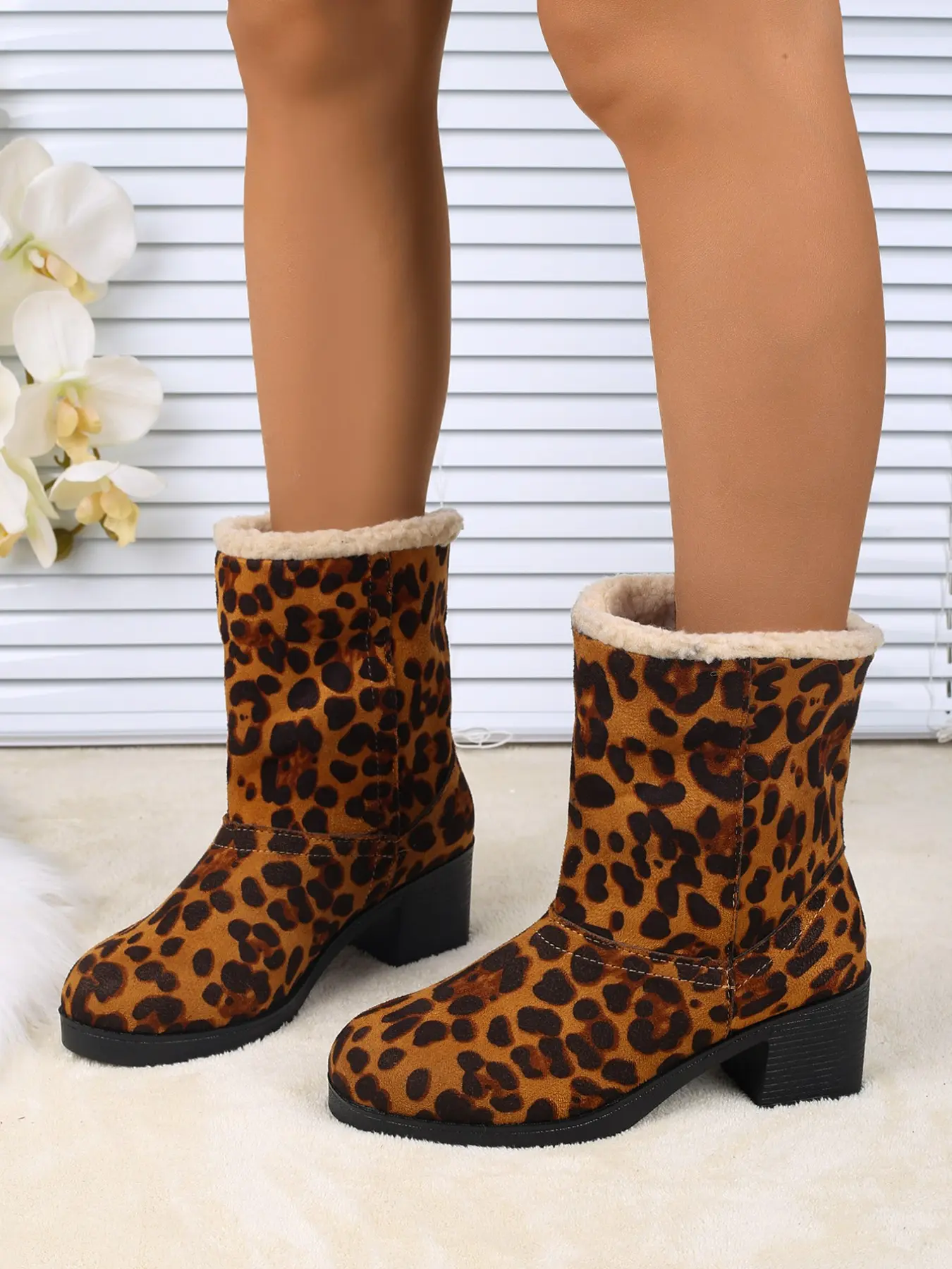 Autumn Winter Warm Short Boots, Suede Texture Upper, Folded Lamb Fur Boot Opening, Thick Heel Height Increase, Daily Streetwear Versatile