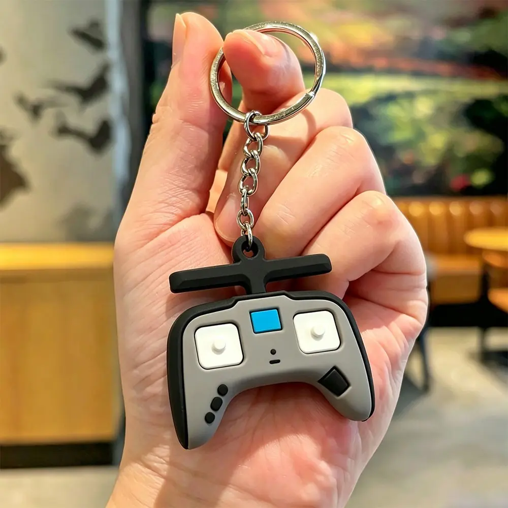 Mini Game Controller Keychain, Esports Toy Pendant, Perfect Gift for Boyfriend, Compact and Stylish Accessory, Ideal for Gaming Enthusiasts