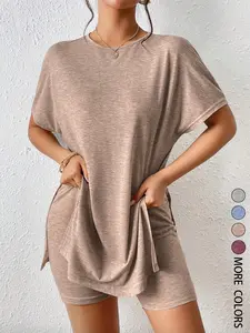 2pcs/Set Women's Summer Casual Solid Color Batwing Sleeve Side Slit T-Shirt And Shorts Set, Basic Loose Fit Set,Comfortable and Stylish for Daily Wear, Perfect for Relaxing at Home or Leisure Activities, Outfit
