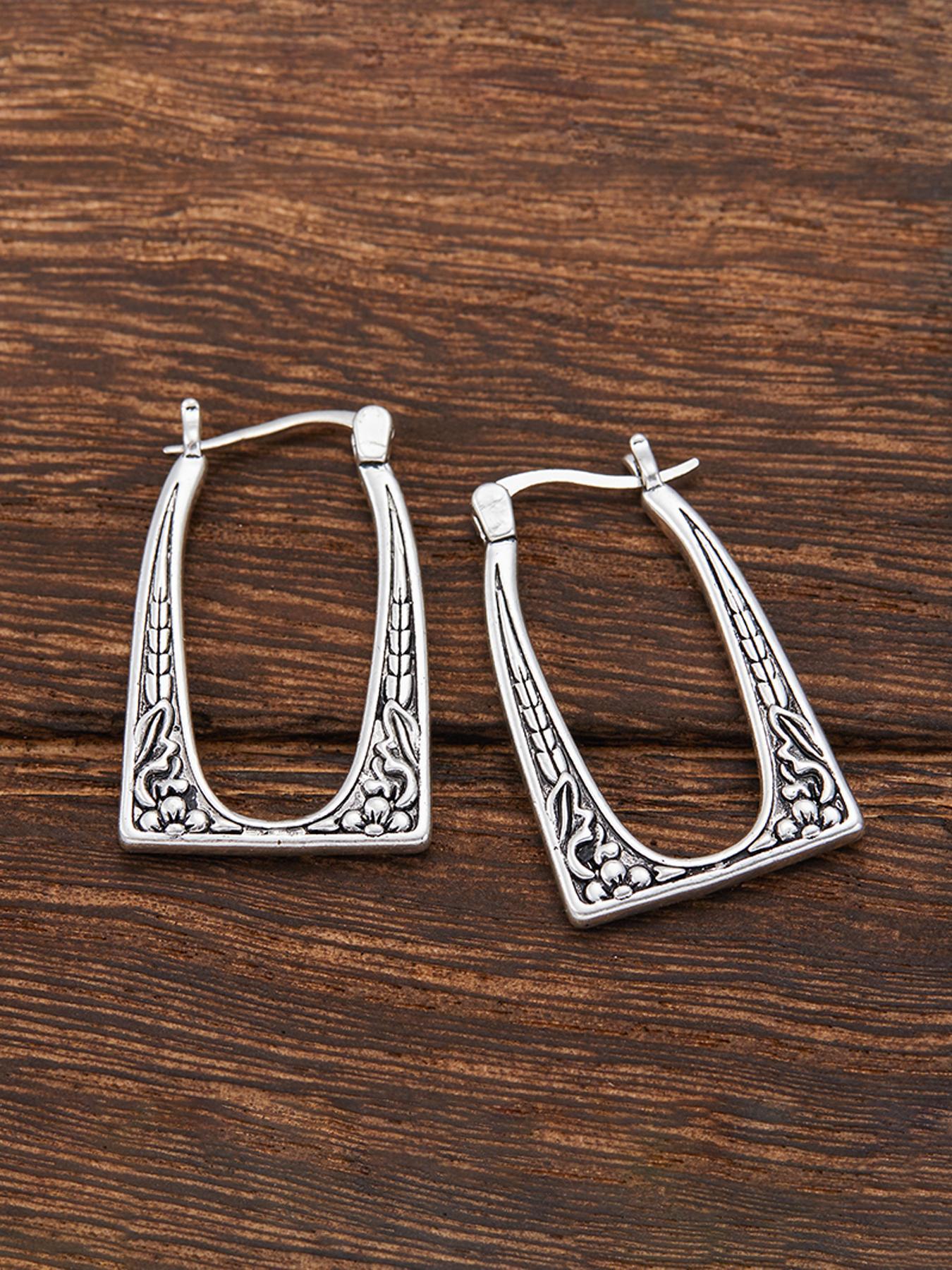 Vintage Texture Metal Design Hoop Earrings, 2024 New Style Boho Style Bohemian Fashion Jewelry for Women Girlfriend Gifts, Classic Fashion Accessories for Daily Wear