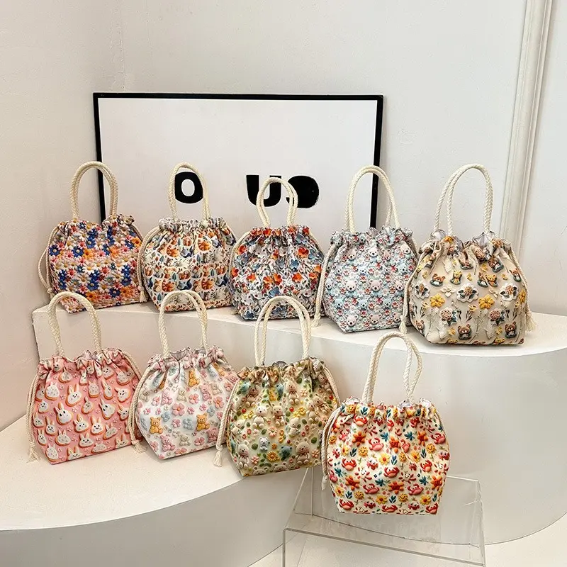 Cute Printed Drawstring Pouch – Mini Fashion Wristlet Bag, Trendy Floral Coin Purse for Women, Lightweight Portable Change Wallet, Unique Gift Idea