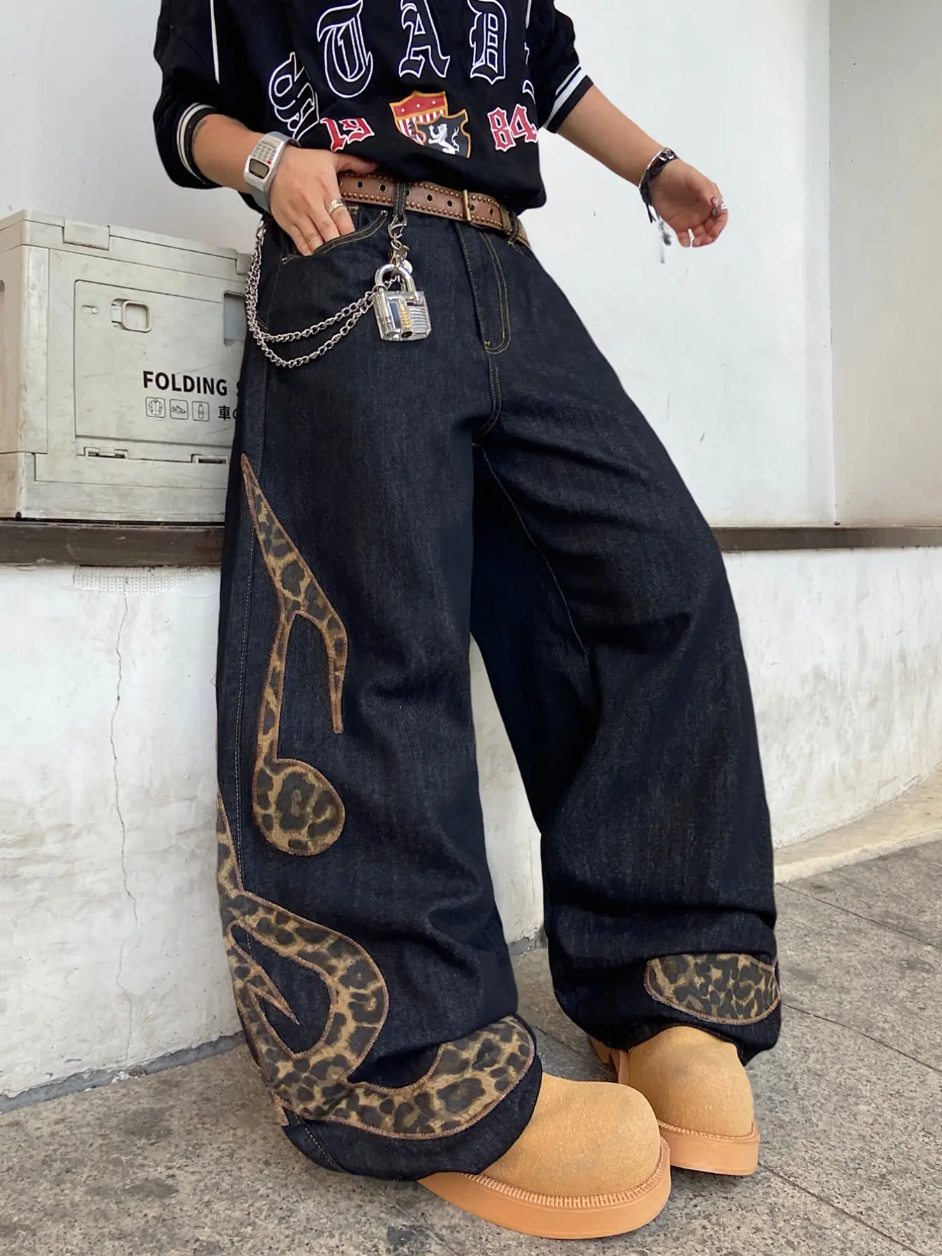 Men's Embroidered Loose Jeans, Leopard Print Patchwork Streetwear, Y2K Fashion Hip Hop Skater Pants, Comfortable Daily Wear, Embroidered Denim Jeans