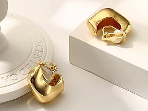 THUNARAZ 9 Pairs Retro 14K Gold Plated Ear Clips for Women Chunky Hoop Earrings Trendy Clip on Earrings Non-Pierced Elegant Clip on Earrings Jewelry Set for Christmas Gift