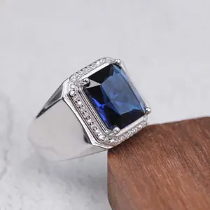 1 Pc Creative Men's Fashion Jewelry Synthetic Zircon Ring, Creative Fashion Ring, Simple and High-end, Enhancing The High-end Feeling of Dressing