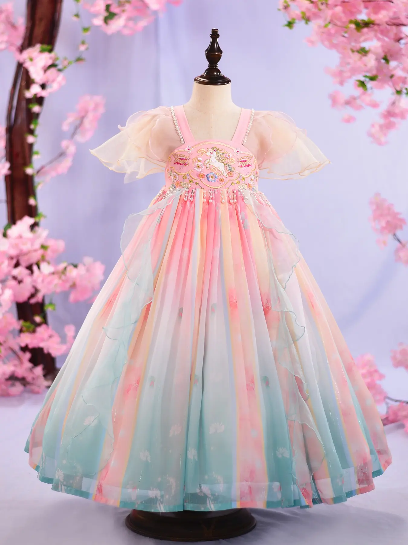 Girls' Hanfu Short Sleeve Dress, Traditional Chinese Style, Comfortable and Versatile, Perfect for Birthday Parties and Performances