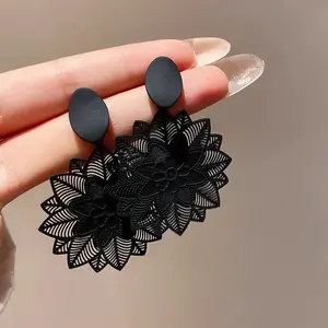 Black Forest Flower Hollow Out Pattern Drop Dangle Women Fashion Cute Earrings Korea Style Accessorise Jewelry
