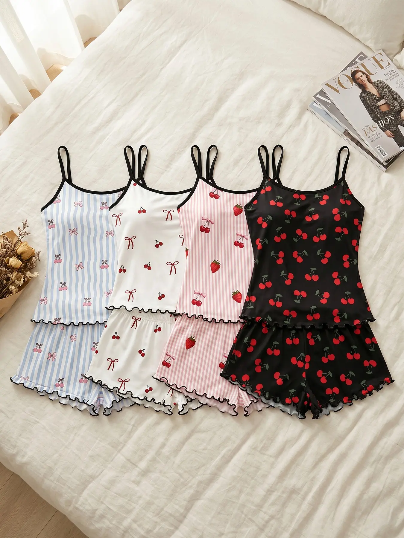 Women 4‑Pack Cami Top And Shorts Pajama Set, Wearable For All Seasons, Assorted cute berry bow graphic prints, wavy hem shorts, lovely home outfit for friend tea‑time and soft sweet‑music leisure