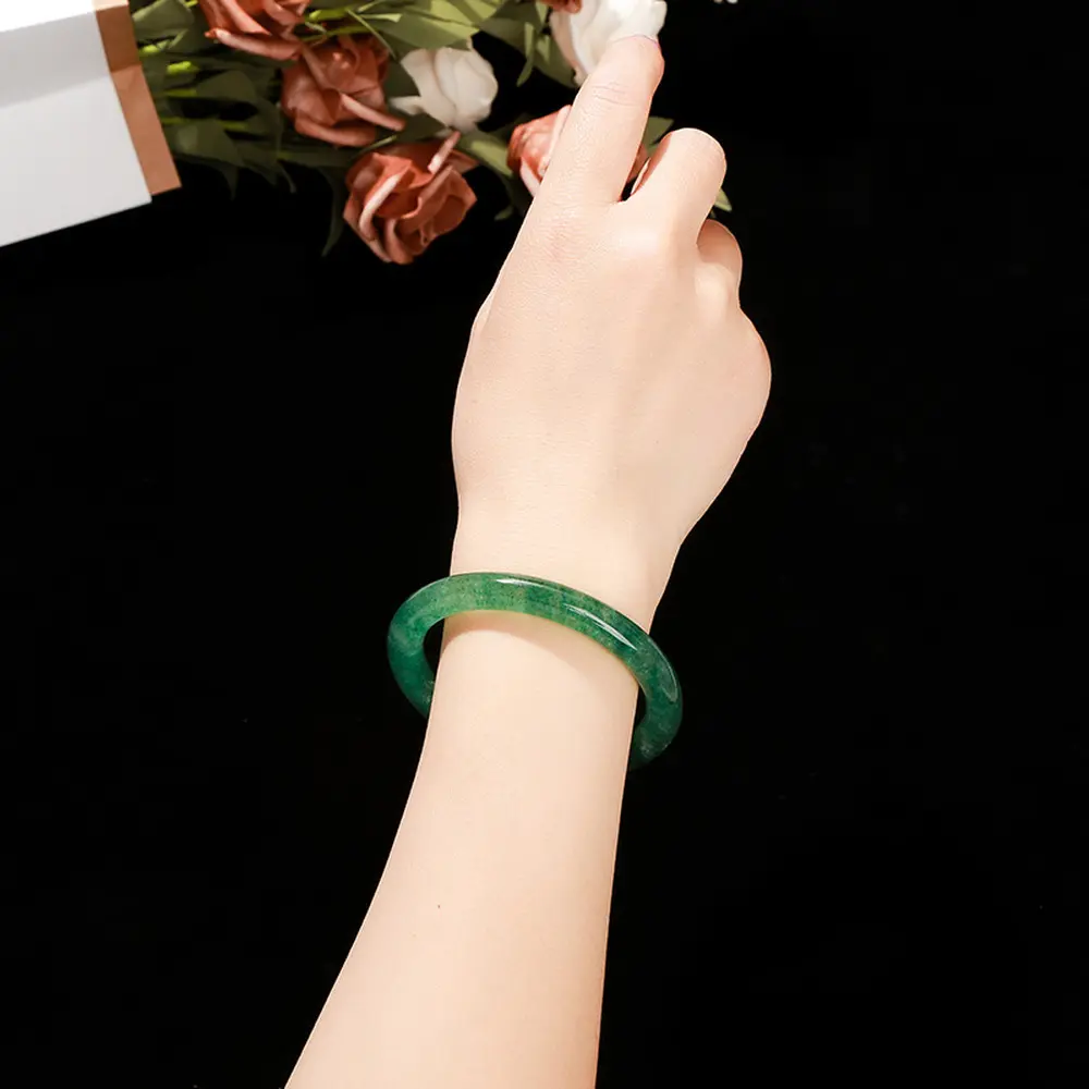 Women's Wide Beauty Bangle of Natural Green Strawberry Quartz, New Chinese Style Crystal Imperial Concubine Bracelet