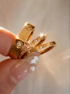 3-Piece Luxury Rings, Stackable Rings Set, Titanium Steel Clover Rhinestone Band, Hypoallergenic Non-Fading, European Style Versatile Jewelry