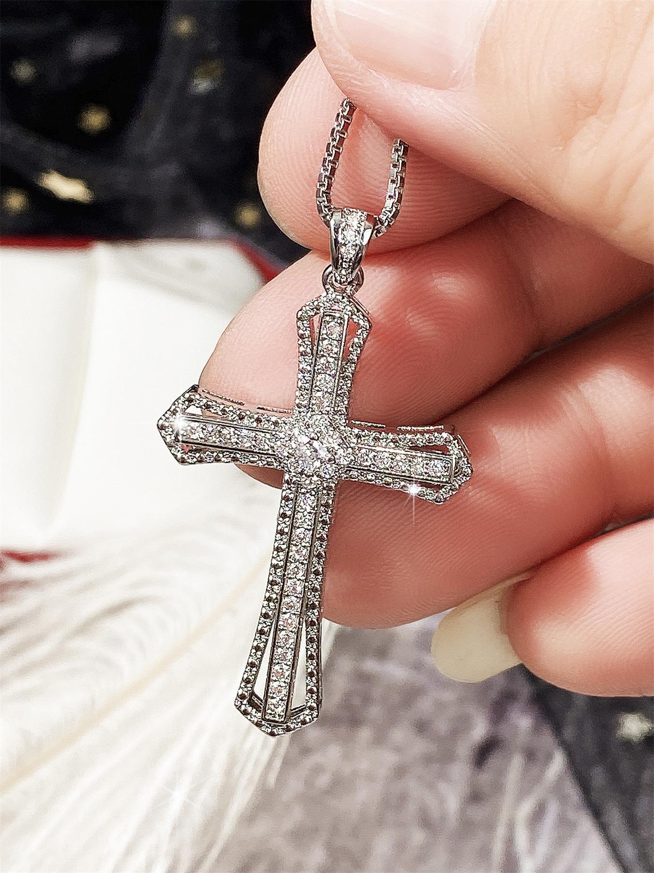 Rhinestone Decor Cross Pendant Necklace for Women, Exquisite Trendy Matching Necklace, Fashion Accessories for Party & Daily Wear