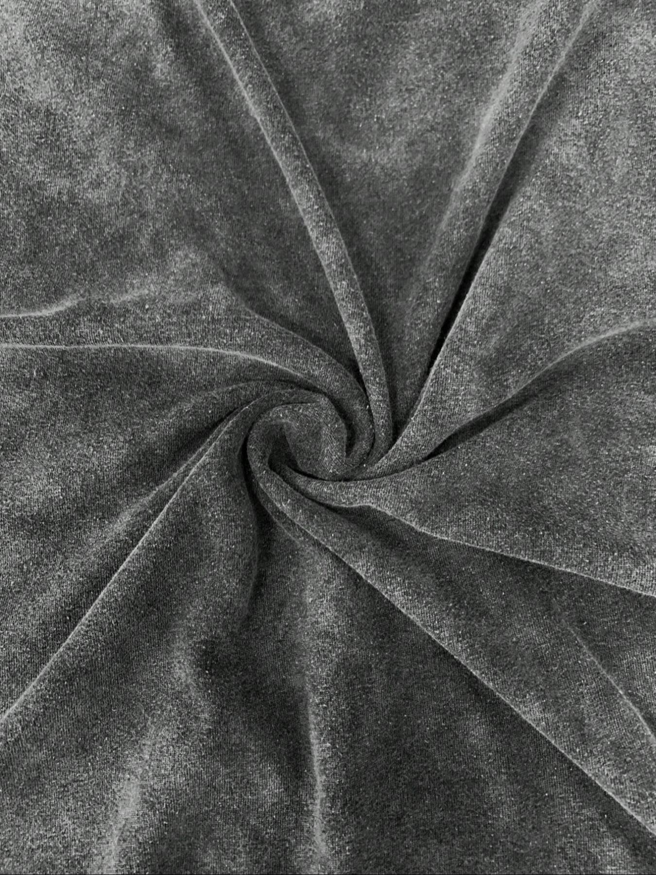 Cotton Vintage Distressed Men's Vest Round Neck Trendy Sleeveless Shirt, Summer Fashion for Men, Casual Knitwear, Age 35-44, Moderate Thickness