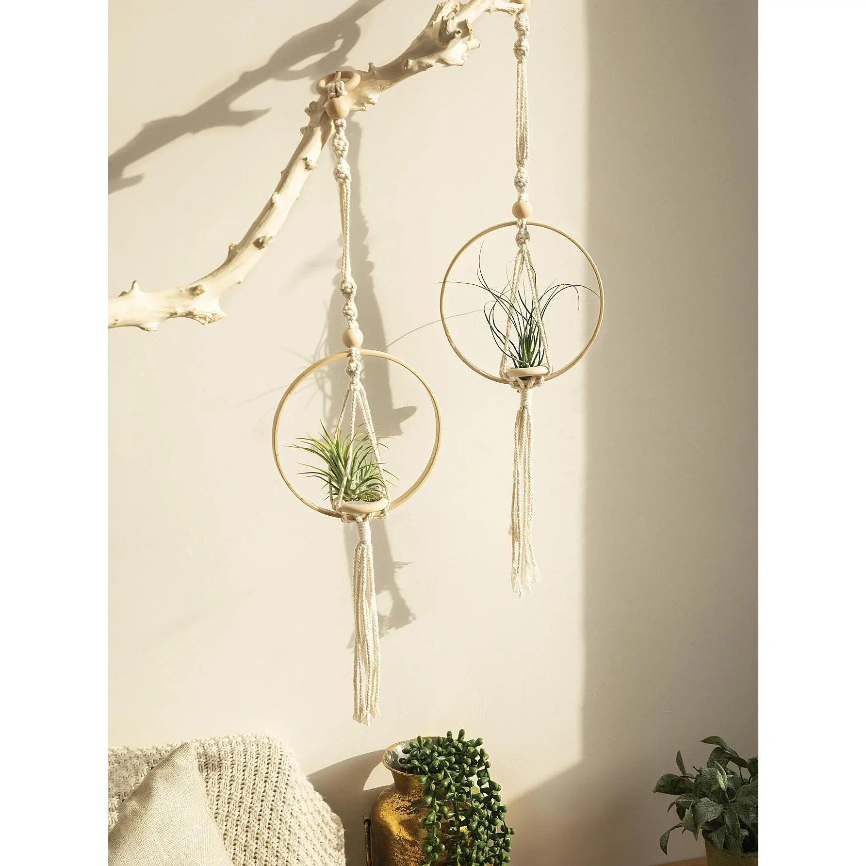 Macrame Hanging Planter with Soft Rope, Chic Design Boho Home Decor, Wall/Garden Hanging Baskets for Balcony Bedroom, Decorative Gift for Plant Lovers