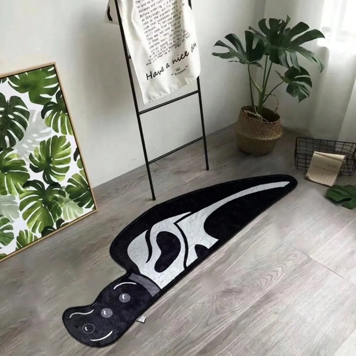 Gothic Ghost Face Carpet, Non-Slip Plush Asymmetric Design, Suitable for Living Room, Bedroom, Bathroom, Kitchen, Hallway, Courtyard