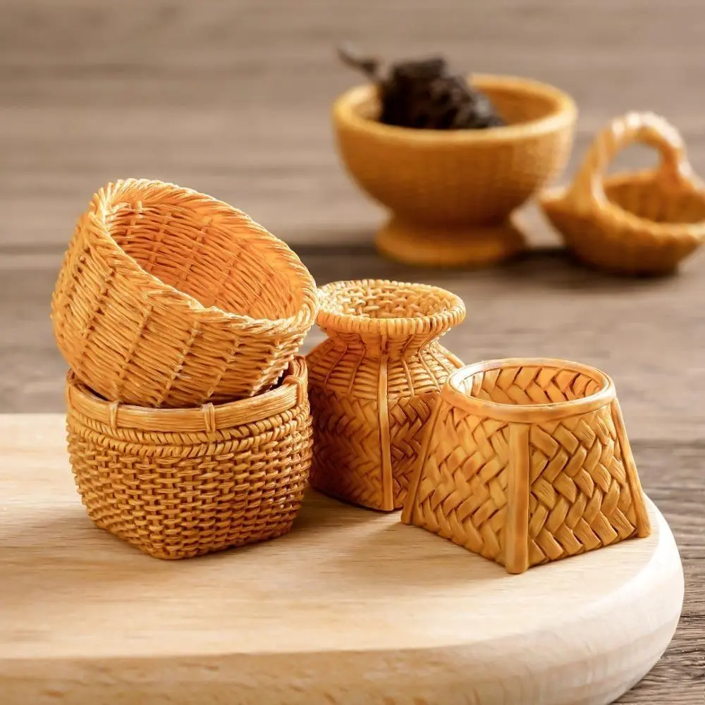 10pcs Random Artificial Rattan-Bamboo Mini Storage Basket - Lightweight Synthetic Fiber, Rustic Decorative Tray, Floral Tropical Room Decor, Multifunctional DIY Prop, Photo Shooting Organiser for Content Creators (10 pcs Single Unit)