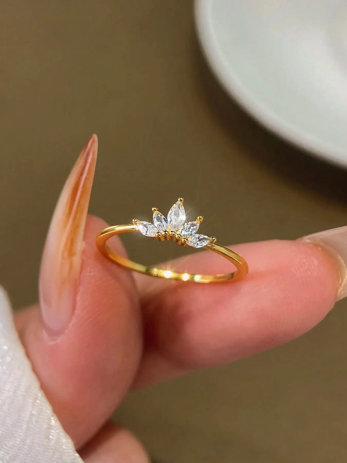 Shimmering Marquise Artificial Zircon Crown Ring, Elegant Princess Design, Perfect Gift for Girlfriend, Enhance Your Style Instantly