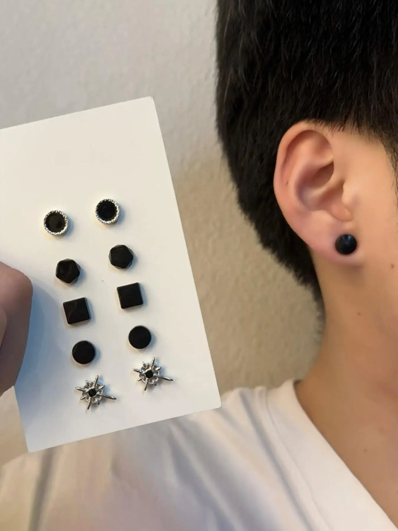 Black Fashion Magnetic Stud Earrings 5 Pairs Geometry Star Fake Earrings Ear Clips with Cubic Zirconia, Clip On Earrings Stainless Steel No Need Piercing Magnet Ear Rings Jewelry for Men Women