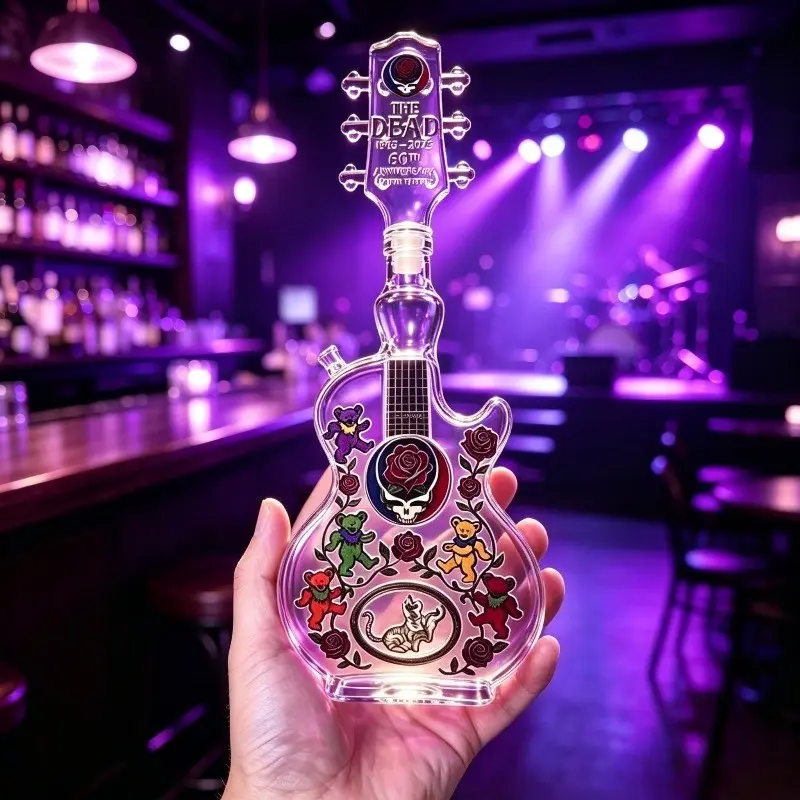 Halloween Bear Guitar Whiskey Decanter Set, Vintage Rock Glass Bottle, Bourbon Scotch Liqueur, Bar Decor, Gift for Men, Father's Day Birthday