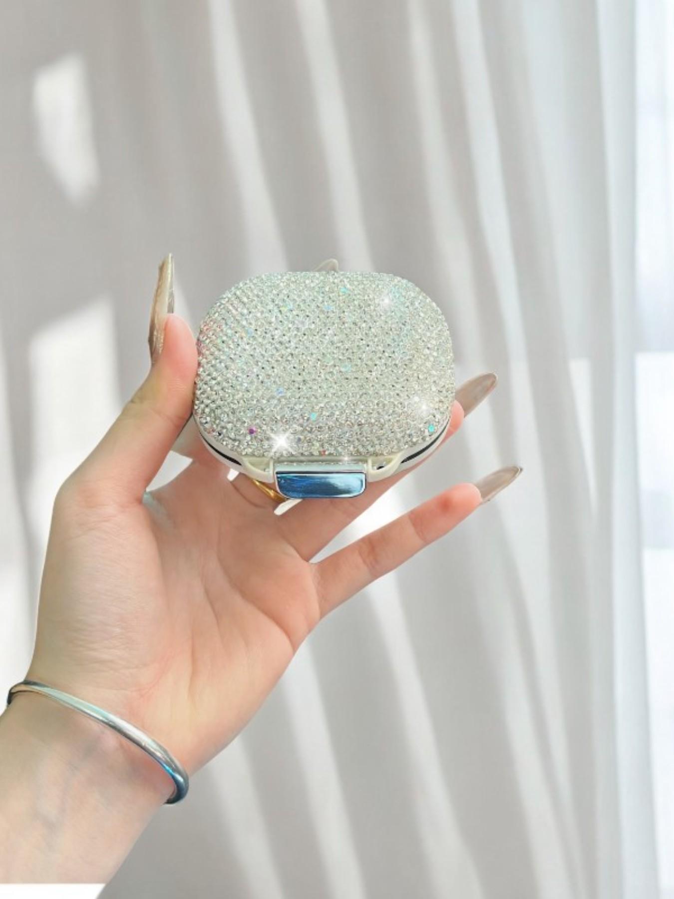 Luxury Diamond-Encrusted Portable Medicine Box, Week Travel Pill Organizer, Waterproof Mini Shell Storage Case, Starry Seven Days Secret Chamber