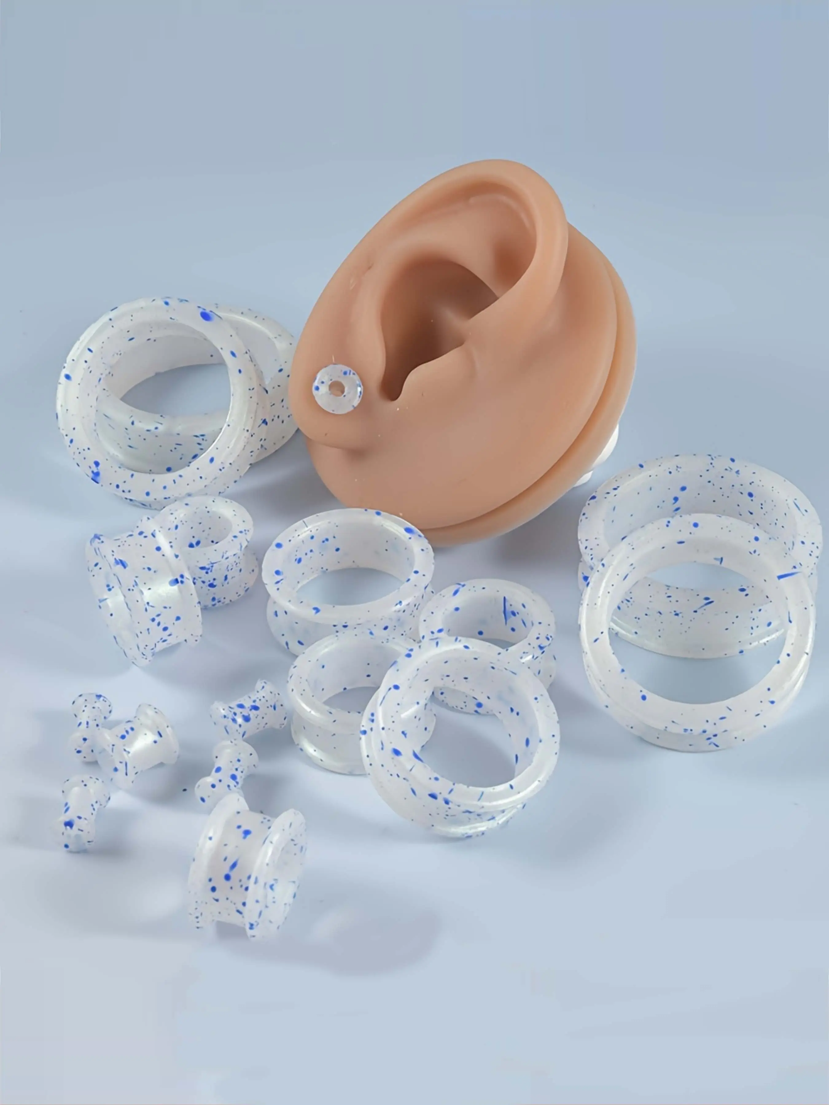 2pcs Flexible Silicone Blue Spray Paint AB Pearl Powder Skin Ear Tunnels Plugs Ear Hollow Piercing Expander Earring Plug Earrings Body Jewelry