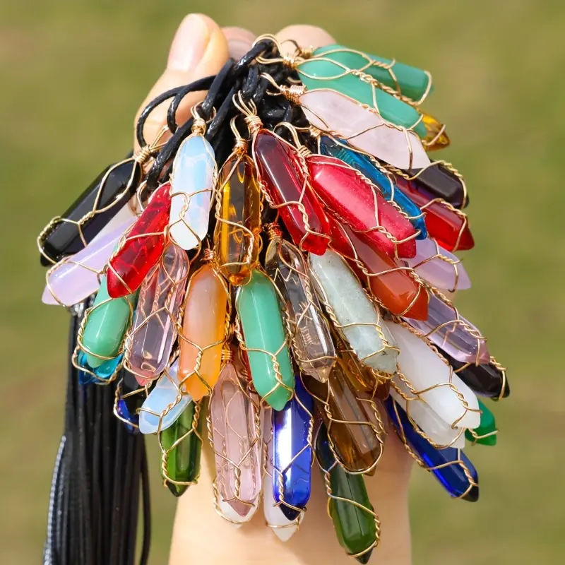 10 PCS RANDOM Wire‑Wrapped Pointed Pendant Necklace, Assorted Multi‑Color Random Style Decorative Necklace with Adjustable Cord for Daily Casual Wear & Gift