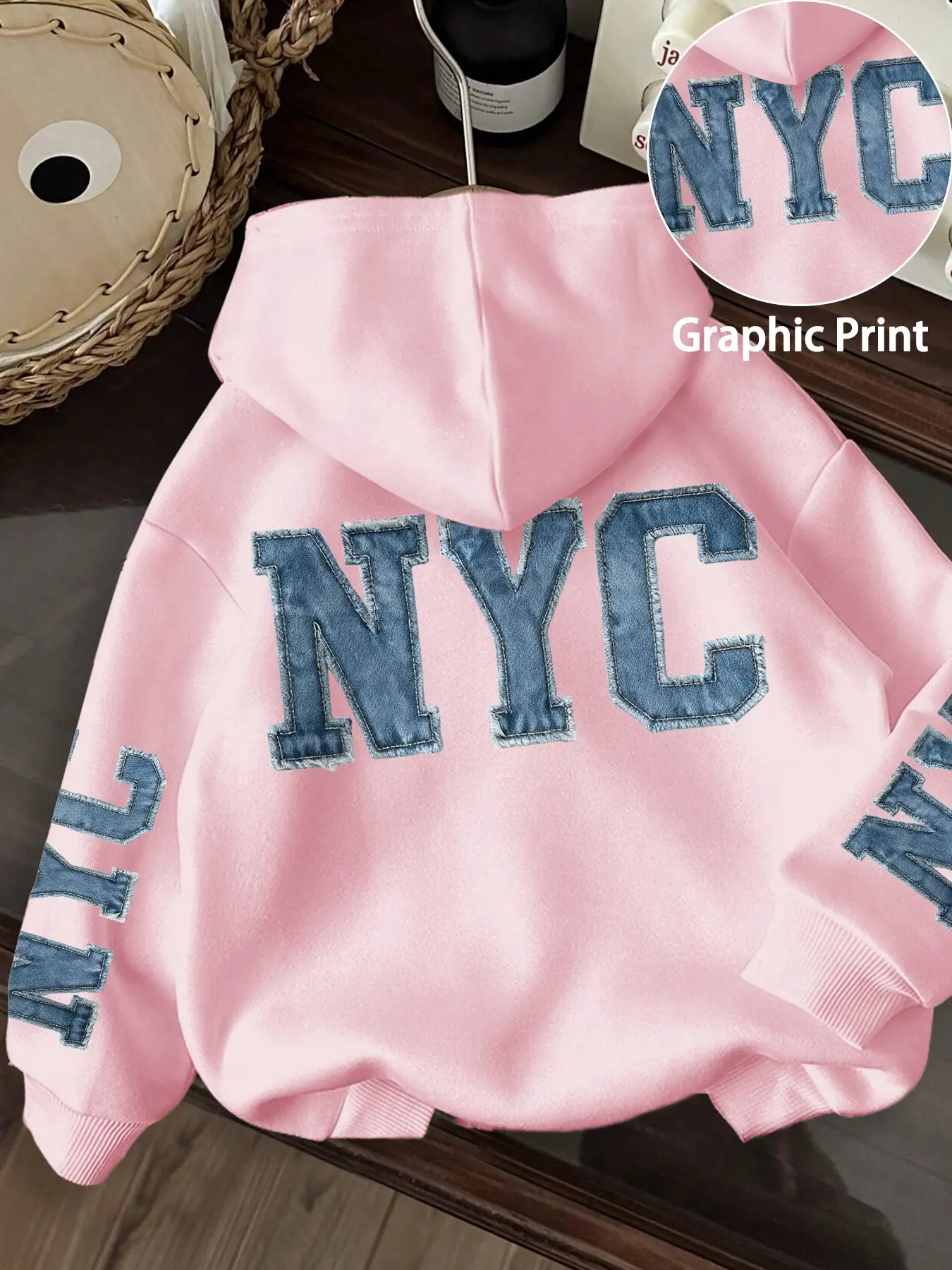 Women's Regular Fit Hooded Sweatshirt, Back NYC Graphic Print Hoodie, Regular Casual Top For Fall and Winter Daily Wear