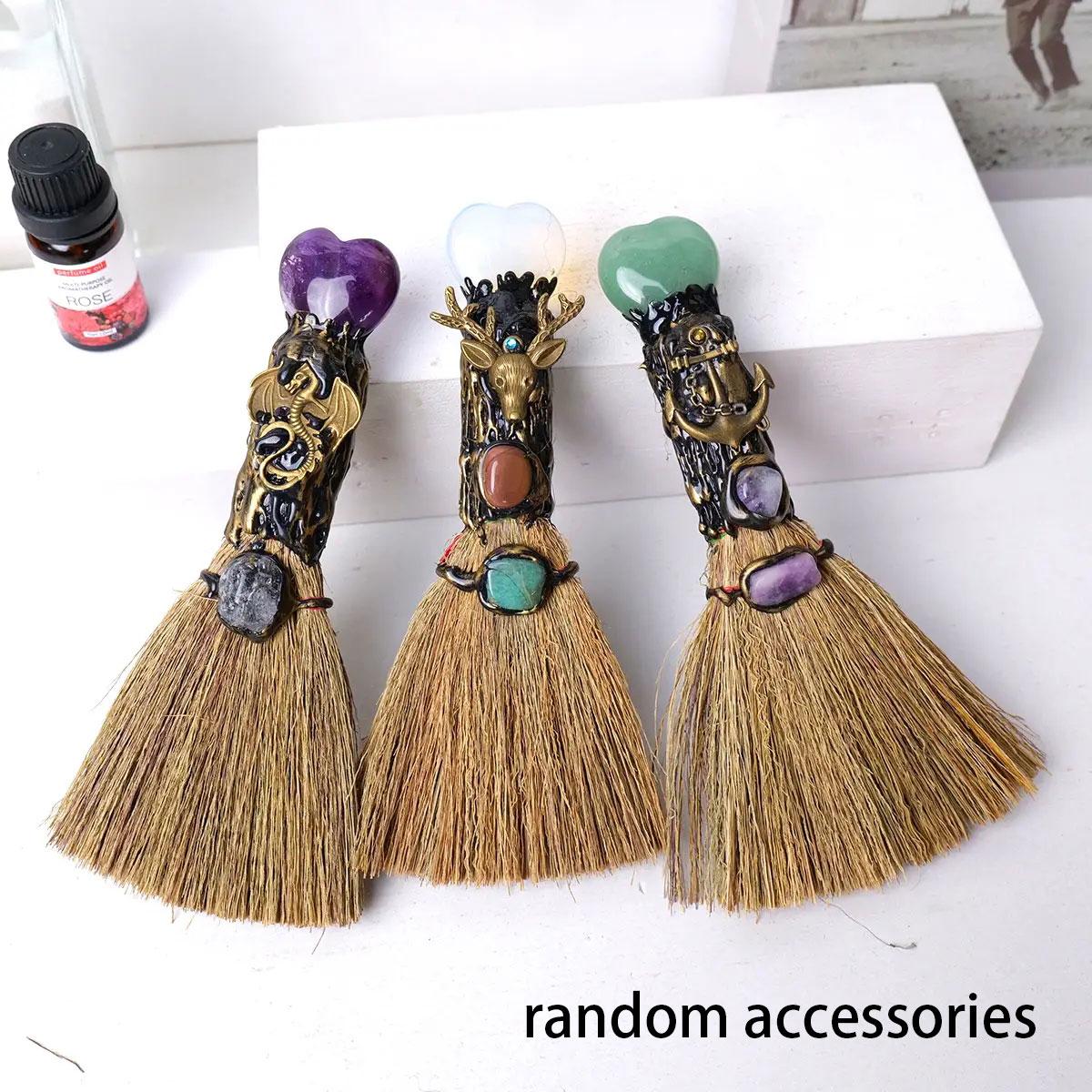 Heart Shaped Crystal Broom, 1 Count Natural Crystal Heart Shaped Magic Broom Witch Broom Reiki Gemstone for Cleansing Healing Fengshui Gemstones and Crystals