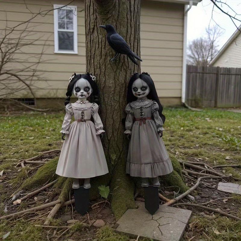 Halloween Decorations Set, 2 Large Plastic Horror Dolls, Outdoor Garden Flags, Yard Signs, Party Lawn Decor, Halloween Home Supplies