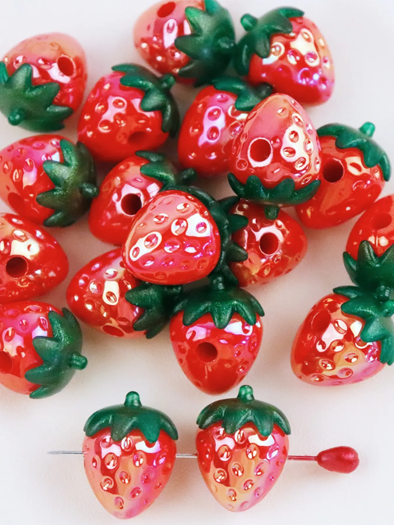 UV Coated Strawberry Bead, Hollow Fruit Bead for DIY Crafts, Elastic Hair Tie, Phone Chain Accessory, Cute 3D Fruit Beads, Beads for Jewelry Making