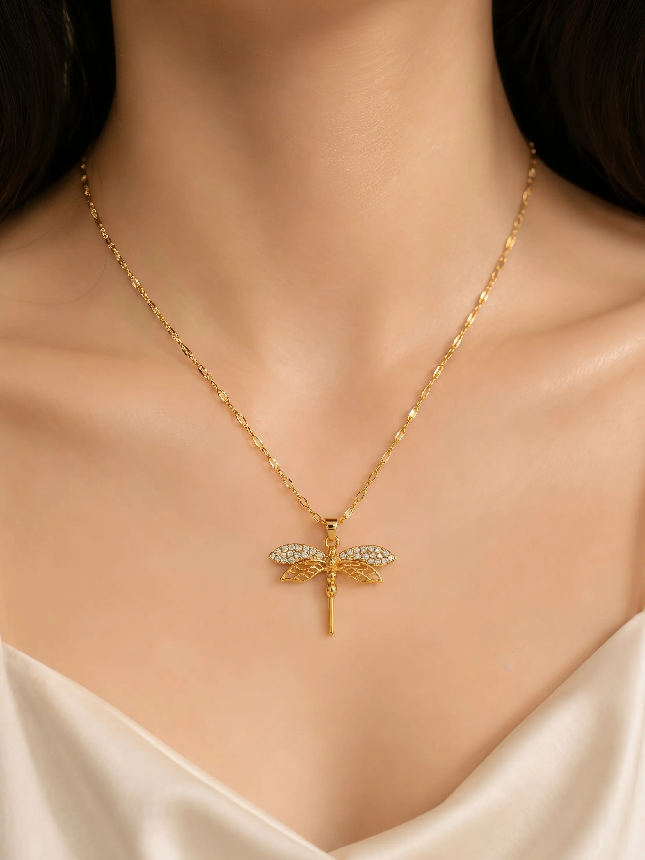 Dragonfly Pendant Necklace for Women, Gold Tone Rhinestone Dragonfly Necklace, Nature Inspired Jewelry Gift