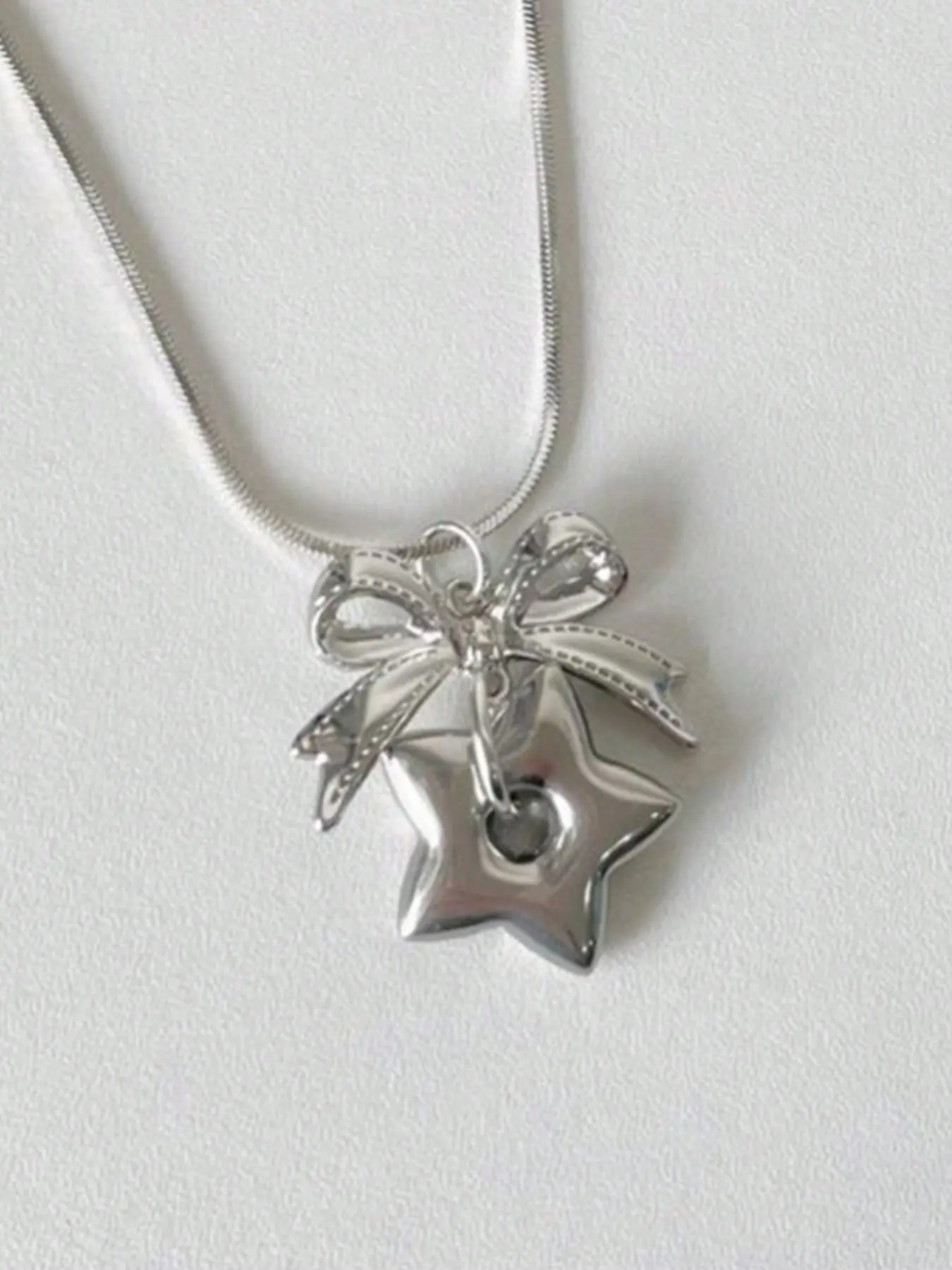 1-piece Punk Y2K Style Bow Star Pendant Necklace - Women's Party Accessory Fashion Necklace